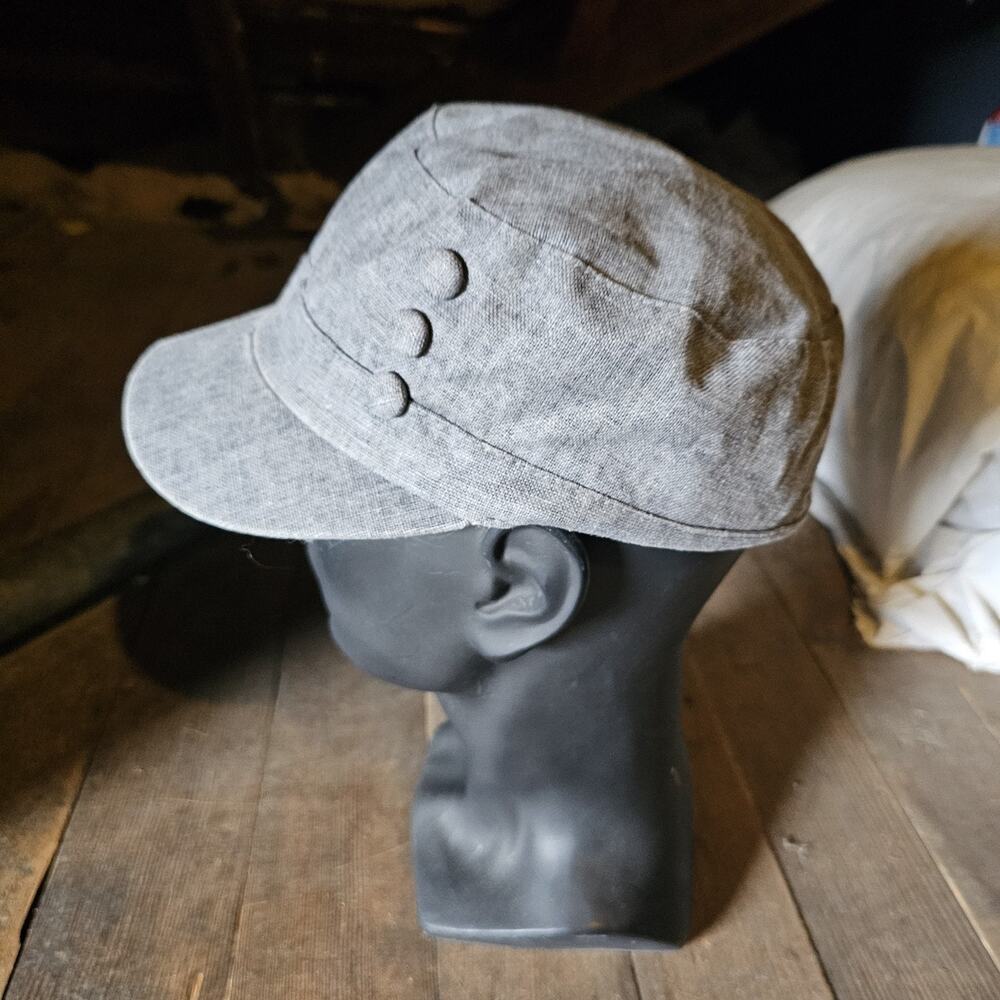 Womens Gray Floral 2000s Vintage Hat